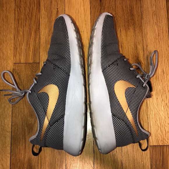 GRAY AND GOLD ROSHES - Picture 3 of 8